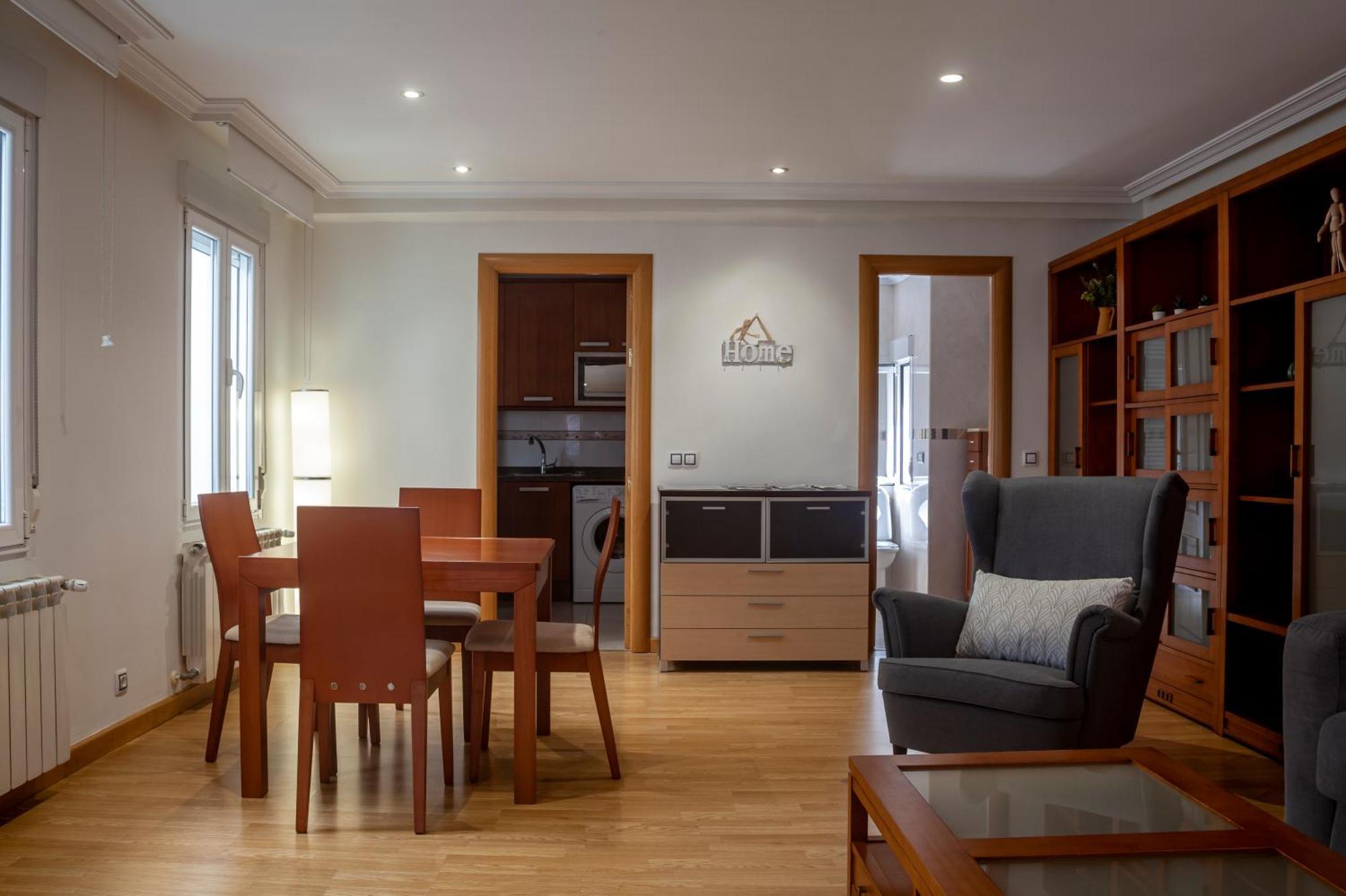 Leon Confort Centro - Leonapartamentos Dış mekan fotoğraf