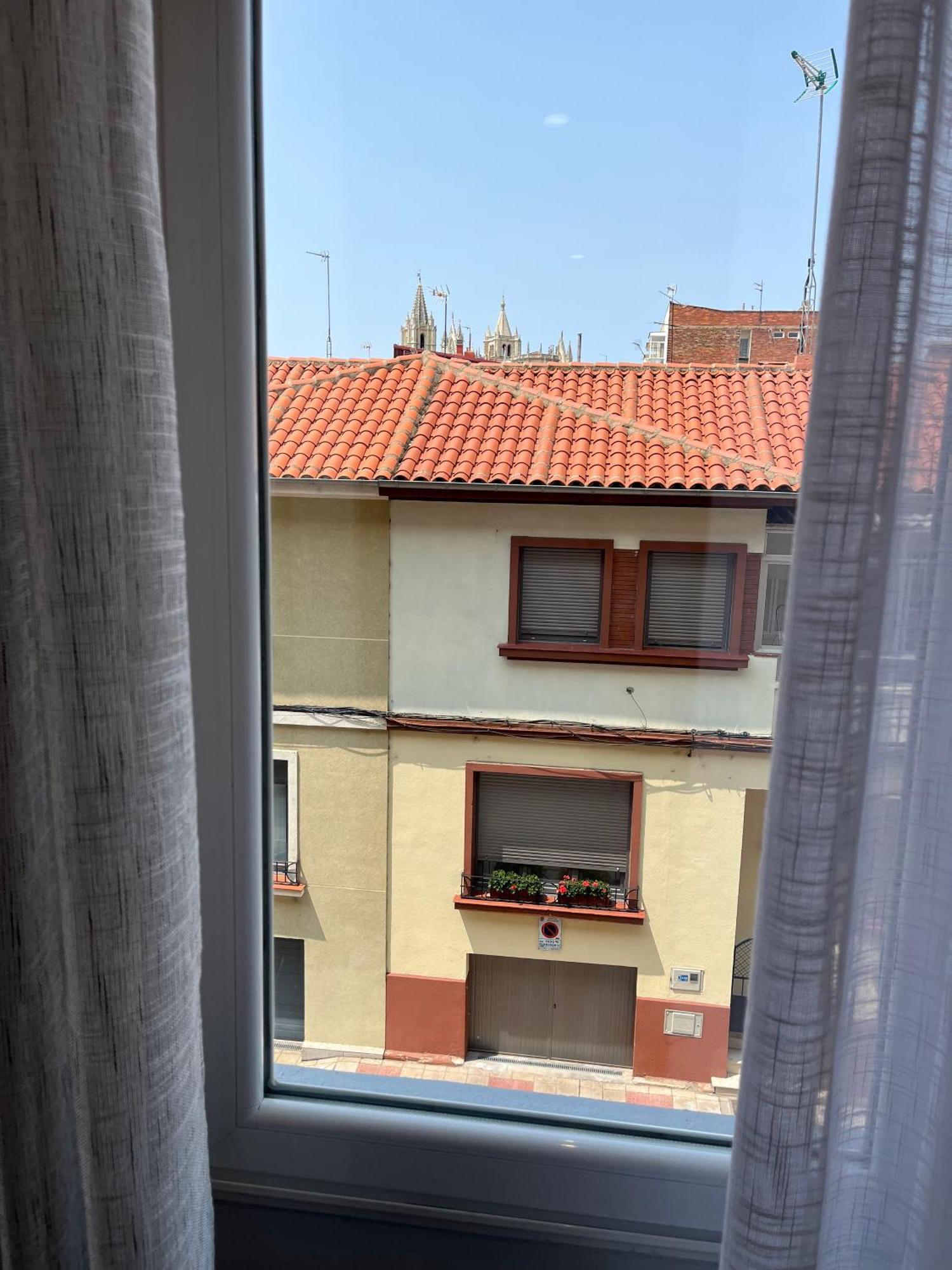 Leon Confort Centro - Leonapartamentos Dış mekan fotoğraf